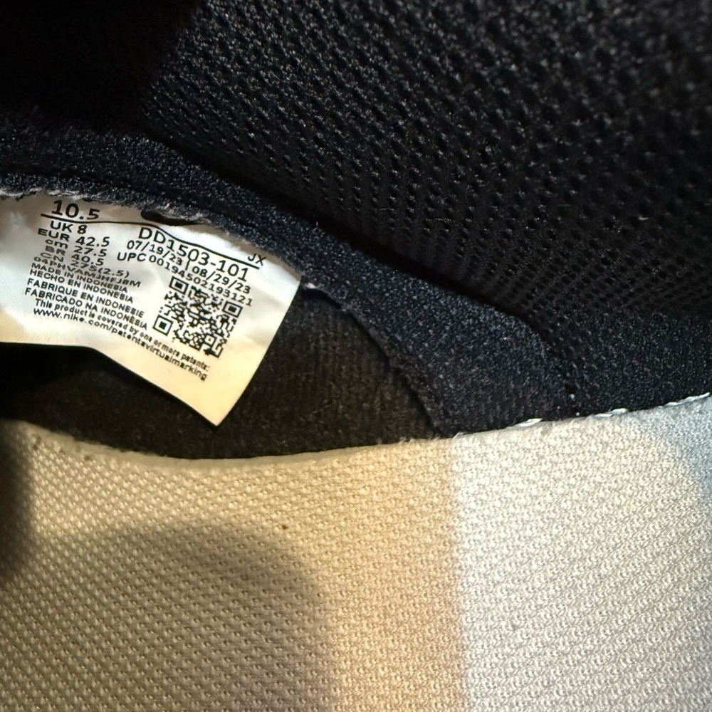 Nike Dunk Low “Black/White Panda” – Men’s Size (10.5) - Picture 6 of 7